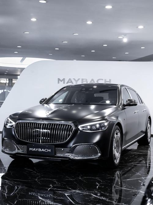 深圳罗湖区扬隆远企业管理咨询岚图汽车的售后服务让用户无忧出行，迈巴赫未来的豪华车趋势